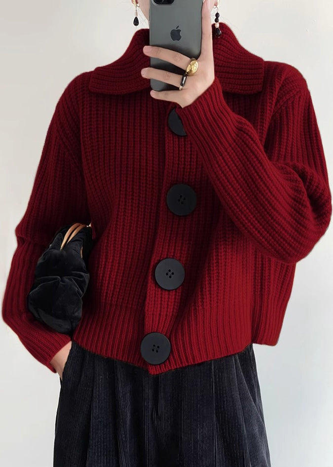 Komfortowy kardigan damski z kołnierzykiem Peter Pan, w kolorze morwy, do casualowych stylizacji.