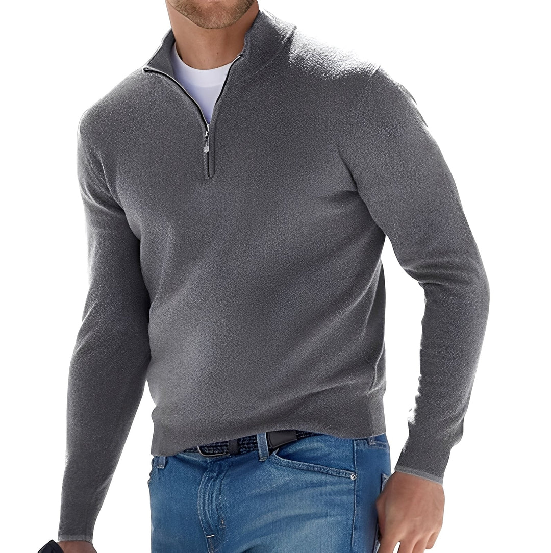 Jesienny/zimowy sweter męski z zamkiem, zapewniający ciepło i elegancję. Stylowa moda męska.