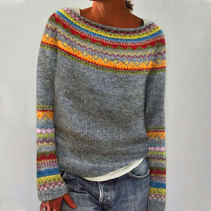 Elegancki szary sweter damski, ciepły i komfortowy. Modny zimowy sweter idealny na chłodne dni, uniwersalny na zimę.