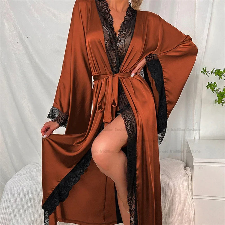 Damskie kimono długie, koronkowe, z paskiem, szerokie rękawy, do relaksu i jako elegancka bielizna nocna.