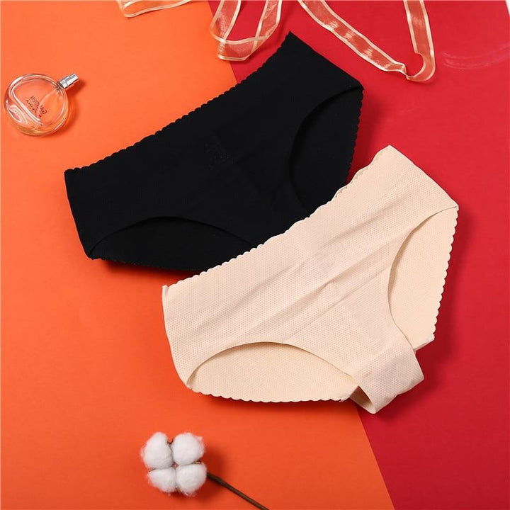 Stylowe damskie majtki push-up z elegancką falbanką, dyskretnie modelujące sylwetkę dla idealnego kształtu.