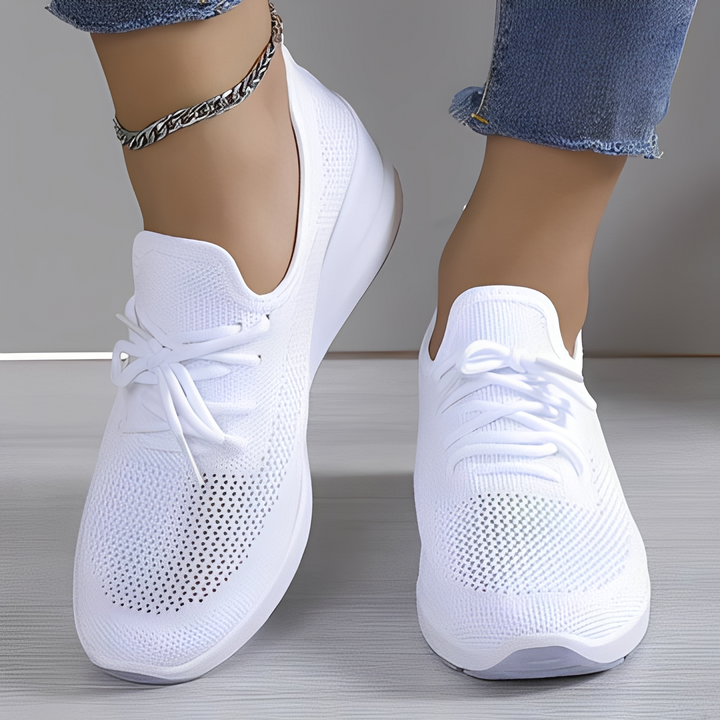 Eleganckie, oddychające buty damskie. Komfortowe obuwie na co dzień, idealne do stylizacji casual i wsparcia stopy.