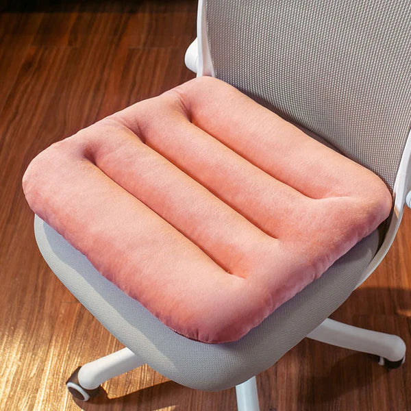 Wygodna poduszka ergonomiczna, na krzesło biurowe lub samochodowe, wspiera komfort pleców.