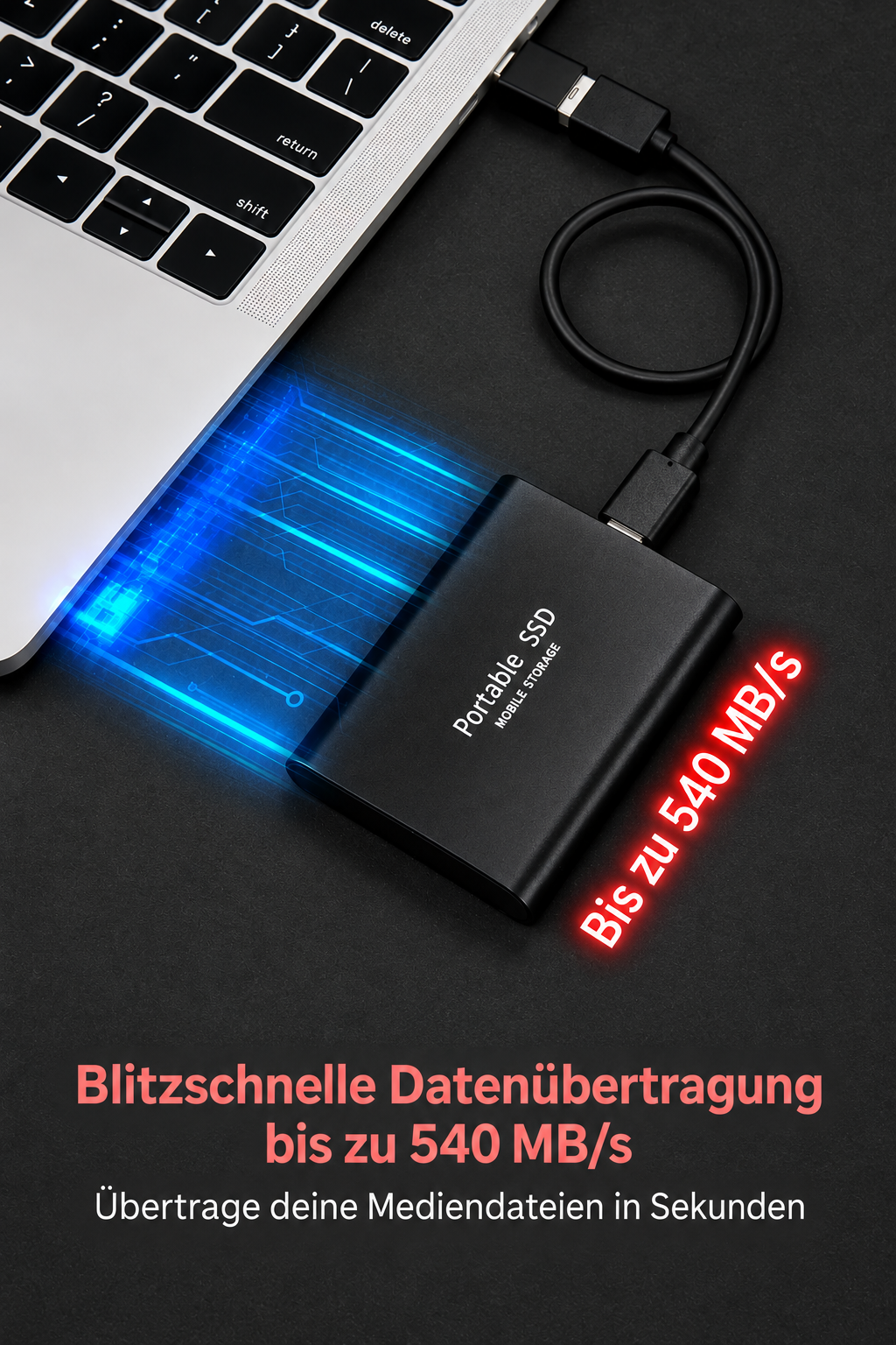 Zewnętrzna pamięć SSD 128TB USB-C na biurku obok nowoczesnego laptopa