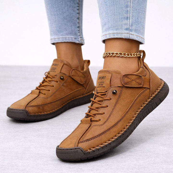 Brązowe damskie sneakersy ortopedyczne Maja widok z boku