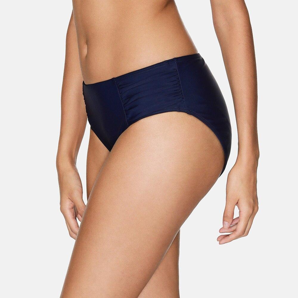 Czarne figi bikini damskie z eleganckim marszczeniem. Wygodne, szybkoschnące, doskonałe do stroju kąpielowego.