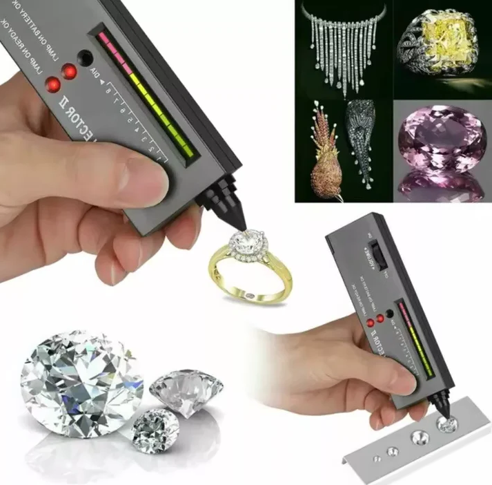 Ręka trzymająca precyzyjny tester diamentów badający pierścionek z brylantem