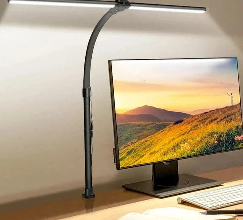 Nowoczesna lampka biurkowa LED z podwójną głowicą na stanowisku pracy