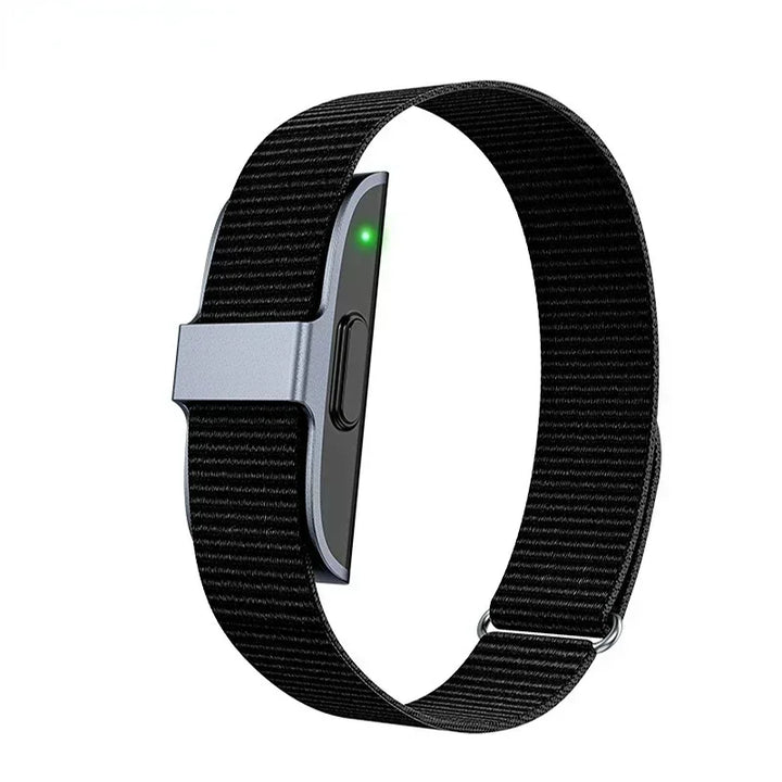 Sportowa opaska monitorująca aktywność, wodoodporny smartwatch z Bluetooth, idealny dla aktywnych.
