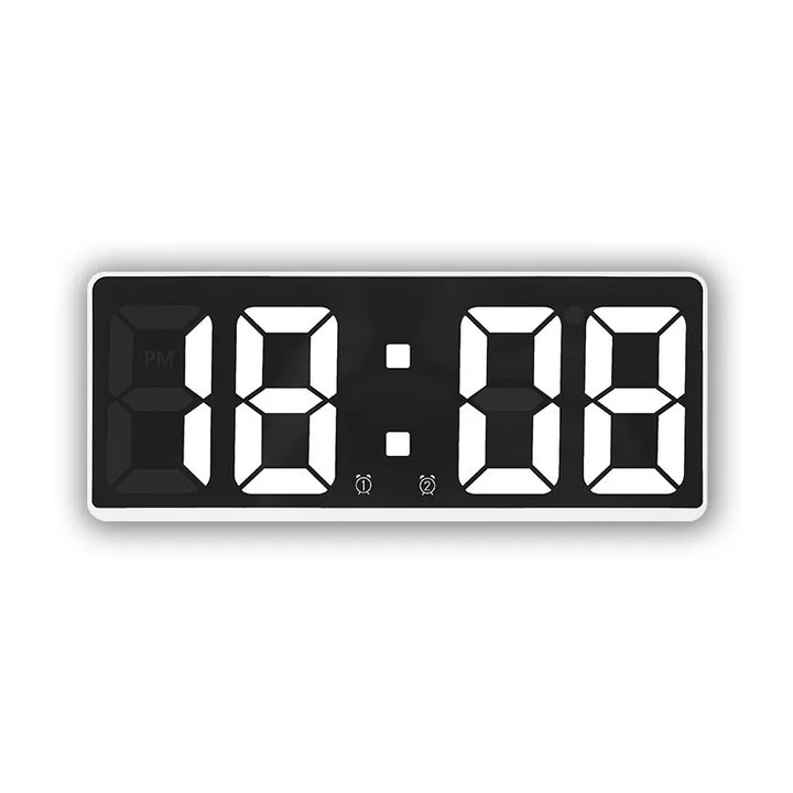 Wielofunkcyjne lustro zintegrowane z zegarem LED i alarmem, nowoczesny element wyposażenia sypialni.