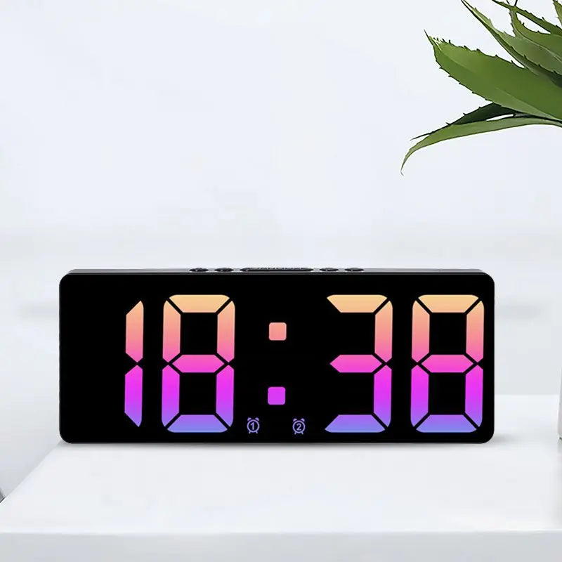 Zegar LED inteligentny z funkcją głosową, budzik do sypialni, nowoczesny design do domu.