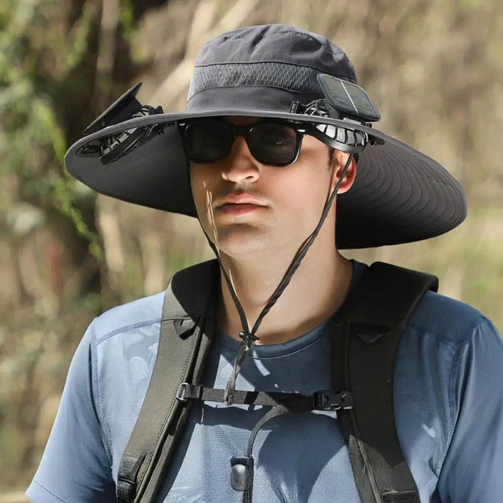 Unisex kapelusz solarny z wentylatorem, UPF 50. Składany, lekki, zapewnia komfort i ochronę przed UV.