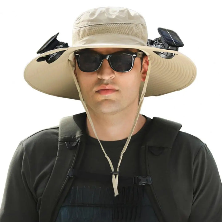 Wygodny kapelusz solarny unisex z wentylatorem i UPF 50. Skuteczna ochrona przed słońcem w plenerze.