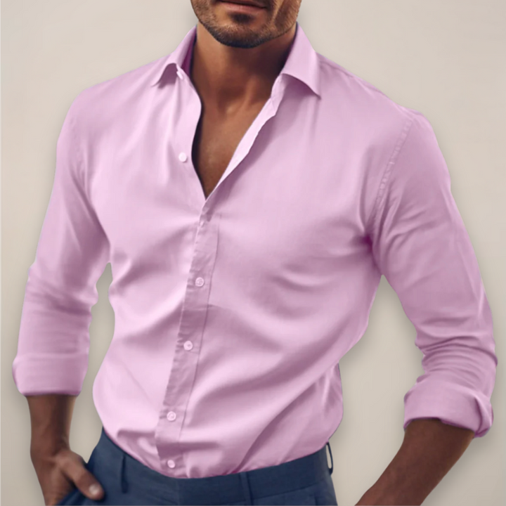 Uniwersalna koszula męska z długim rękawem, w klasycznych kolorach. Elegancki, dopasowany krój slim fit.