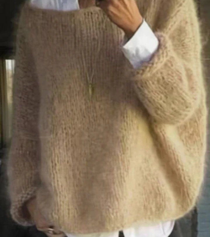 Damski puszysty sweter oversize w jesiennym kolorze, miękka dzianina