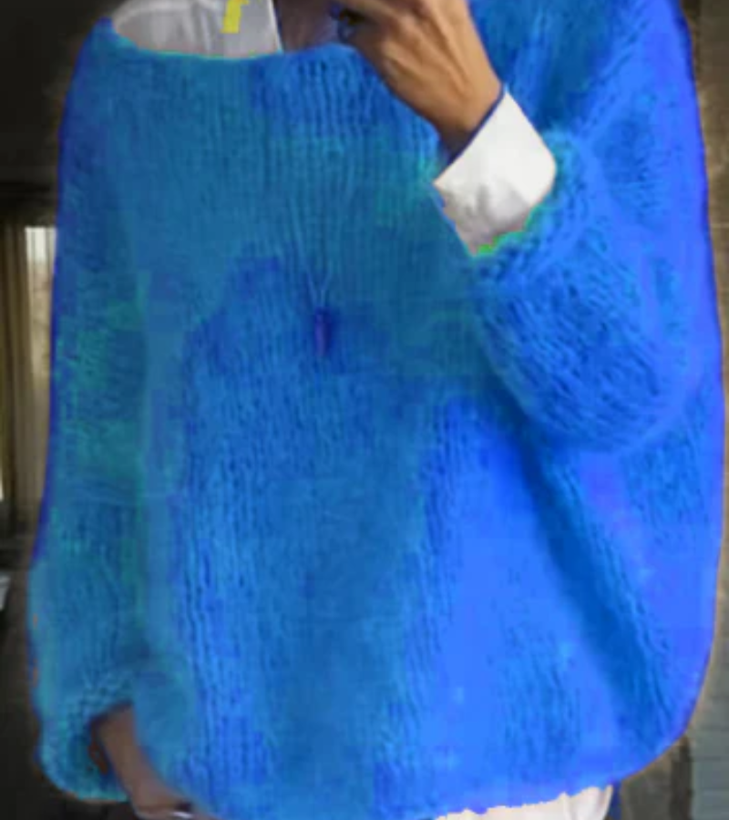 Stylowy puszysty sweter damski oversize, modna odzież na jesień