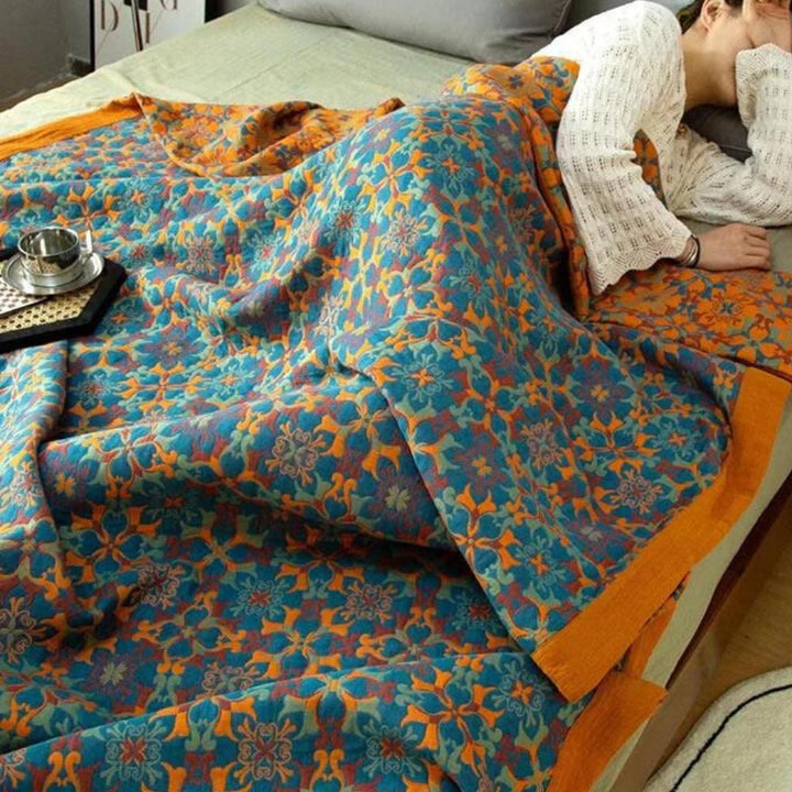 Dekoracyjny koc sześciowarstwowy, geometryczny. Miękki pled z bawełny, idealny do salonu i sypialni.
