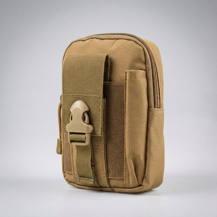 Wytrzymałe etui MOLLE CarryCore z organizerem, mocowane na pas, idealne do militarnych i turystycznych zastosowań.