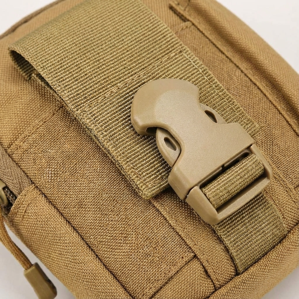 Saszetka taktyczna CarryCore MOLLE, doskonała dla turystyki, outdooru i survivalu, mocowana na pasie.