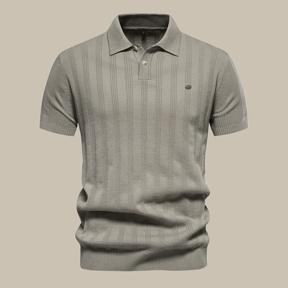 Klasyczna męska koszulka polo z kołnierzykiem, krótki rękaw, uniwersalna do casualowych i eleganckich zestawów.