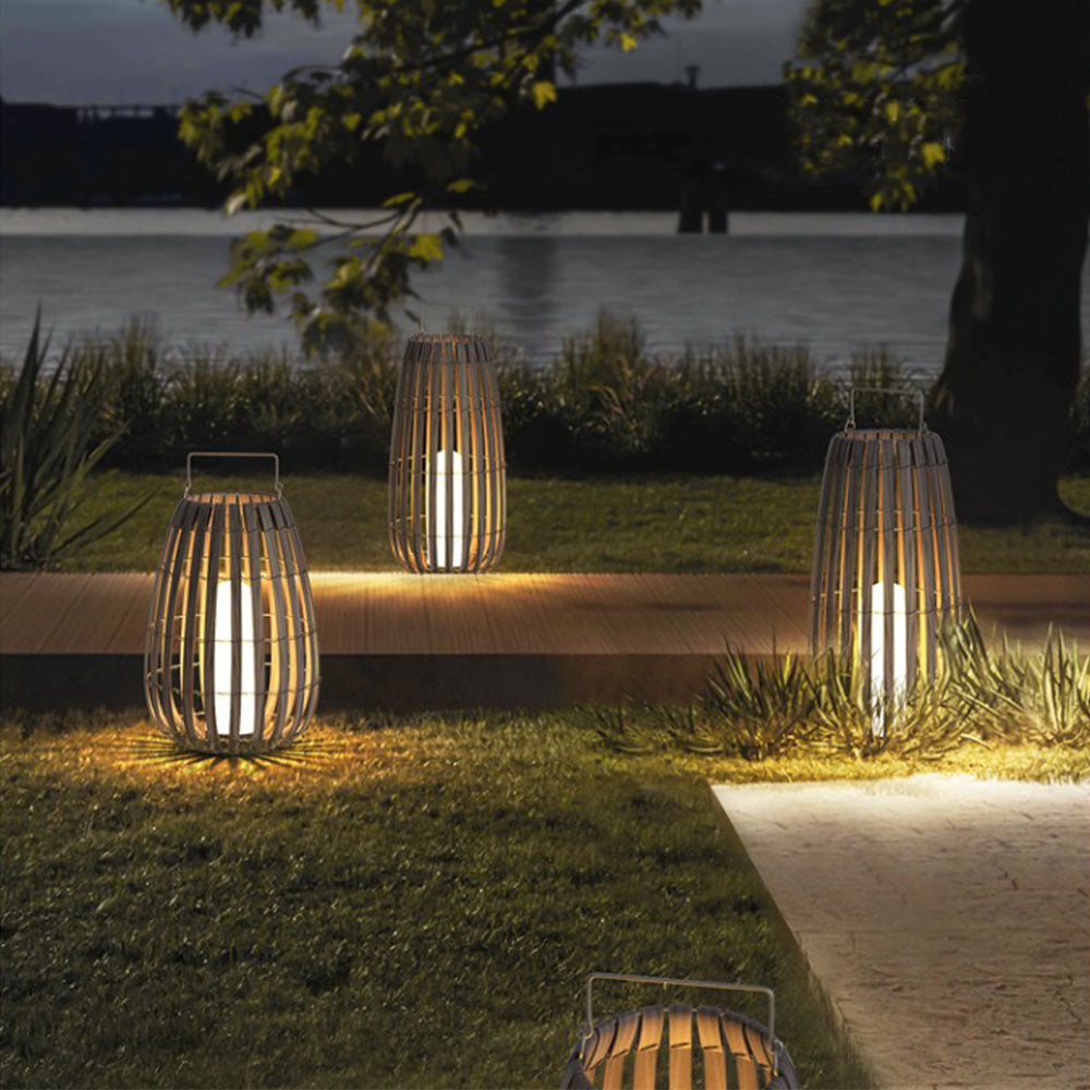 Elegancka lampa LED retro na taras, solarna, styl vintage – do ogrodu i na balkon.