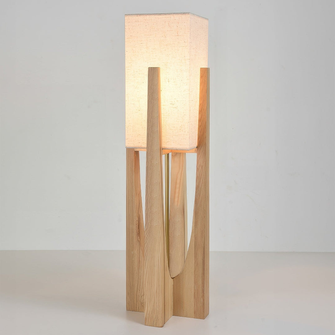 Stylowa lampa podłogowa LED z drewna, inspirowana stylem japońskim, zapewnia spokój i harmonię w domu.