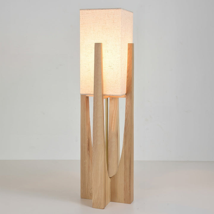 Stylowa lampa podłogowa LED z drewna, inspirowana stylem japońskim, zapewnia spokój i harmonię w domu.