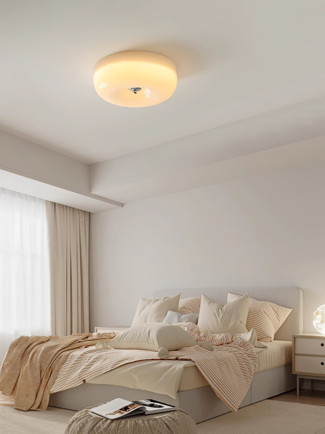 Lampa sufitowa LED vintage, elegancka, z zimną bielą. Chromowana lampa do salonu.