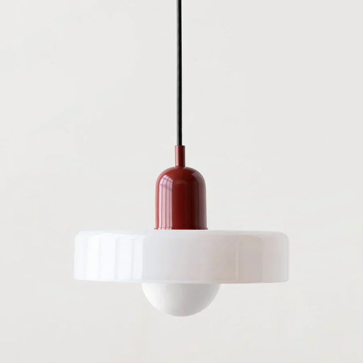 Dekoracyjna lampa, skandynawski design. Nowoczesne oświetlenie.