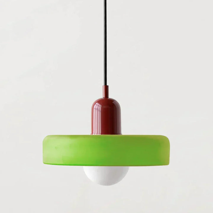 Oświetlenie sufitowe, minimalistyczne. Skandynawski design.