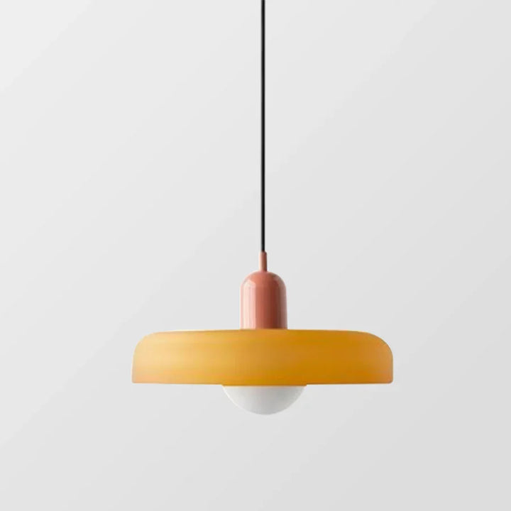 Lampa wisząca w stylu skandynawskim. Oświetlenie do domu.
