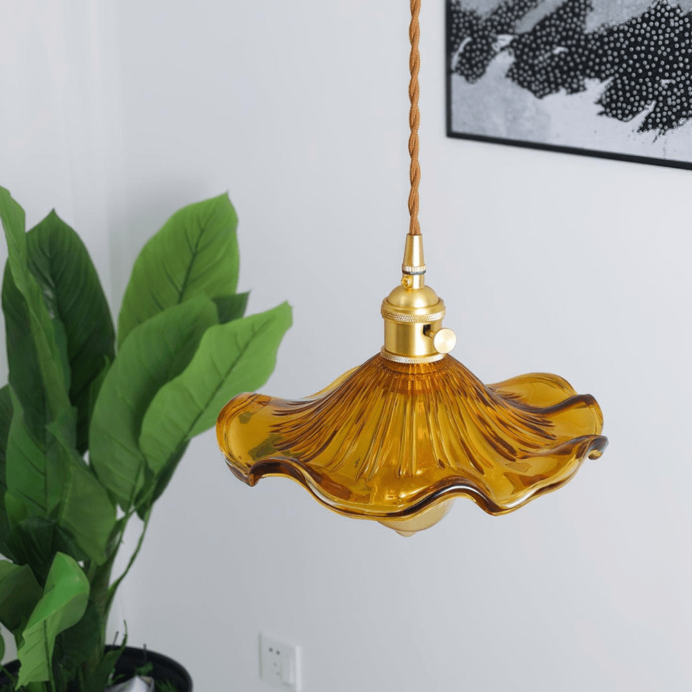 Oświetlenie LED Hibiskus, lampa sufitowa z motywem kwiatowym, szklana, do eleganckich wnętrz.