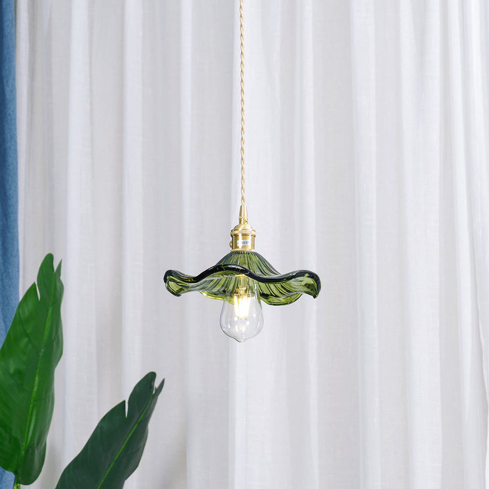 Kwiatowa lampa sufitowa Hibiskus, nowoczesny design, szklana, oświetlenie do jadalni lub salonu.