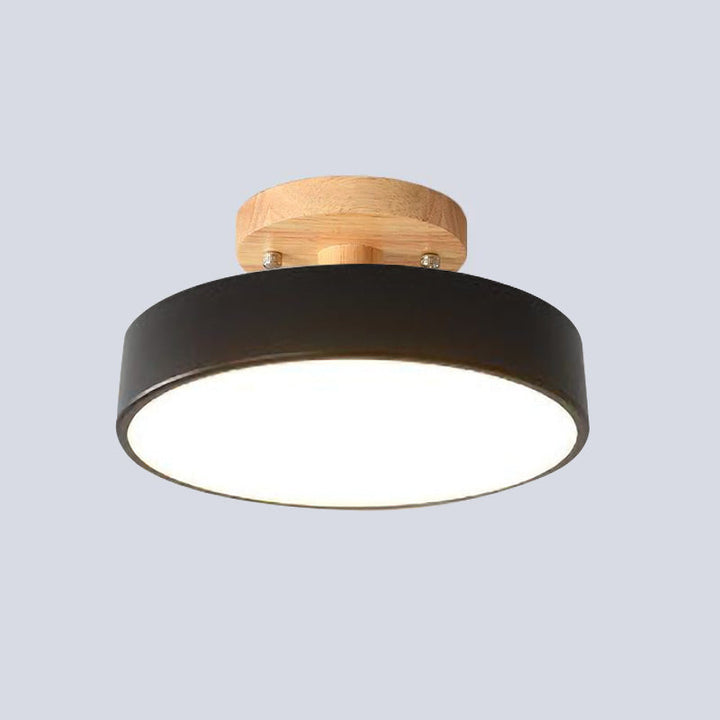 Skandynawska lampa sufitowa LED, elegancka, idealna do salonu i sypialni.