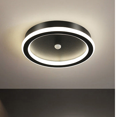 Lampa sufitowa LED z czujnikiem ruchu PIR. Natychmiastowe oświetlenie w domu, gdy tego potrzebujesz.