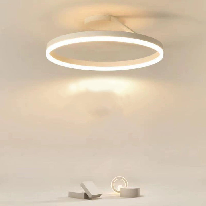 Nowoczesna minimalistyczna lampa sufitowa LED z okrągłym pierścieniem