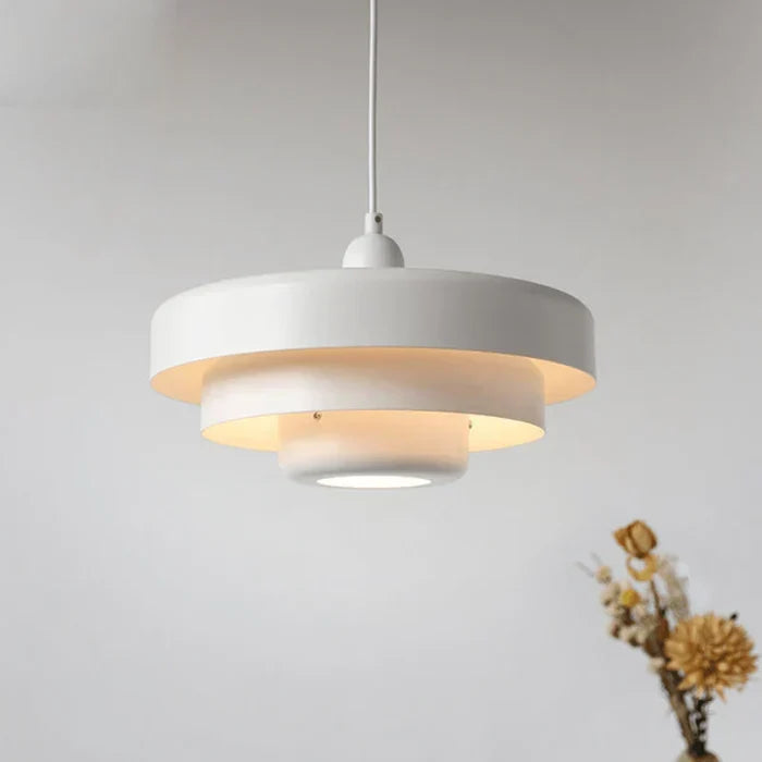 Oświetlenie wnętrz: designerska lampa wisząca LED vintage. Metalowa, do kuchni i jadalni.