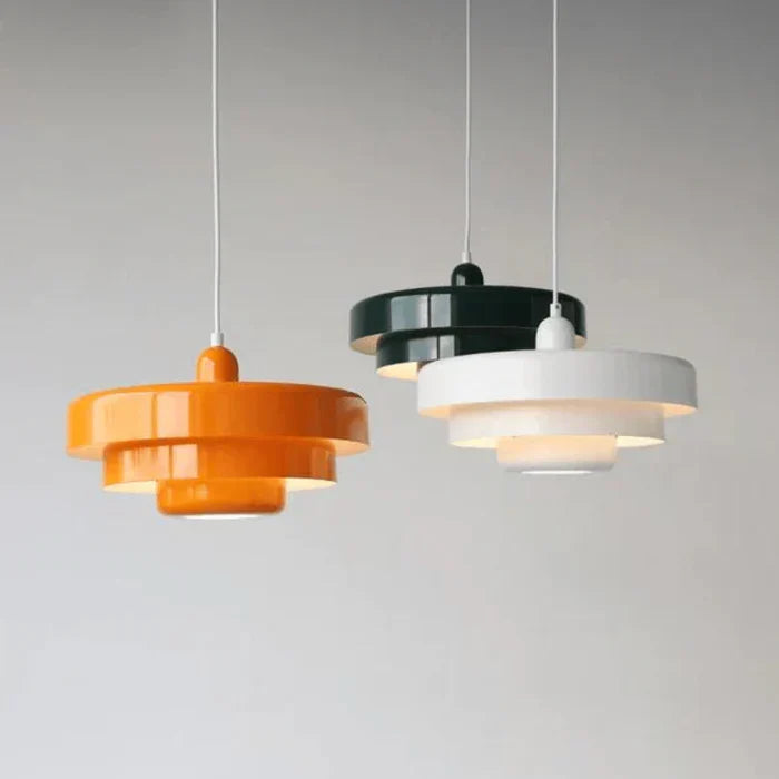 Designerska lampa wisząca LED retro, czarna, do kuchni. Oświetlenie vintage, podkreślające wnętrze.