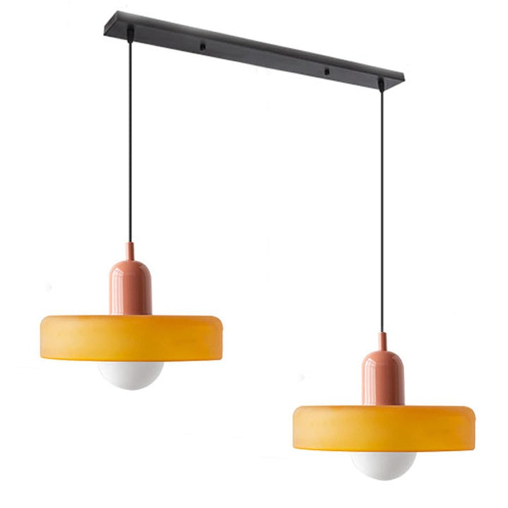 Stylowa lampa do salonu, z dwoma kloszami, nowoczesny design.