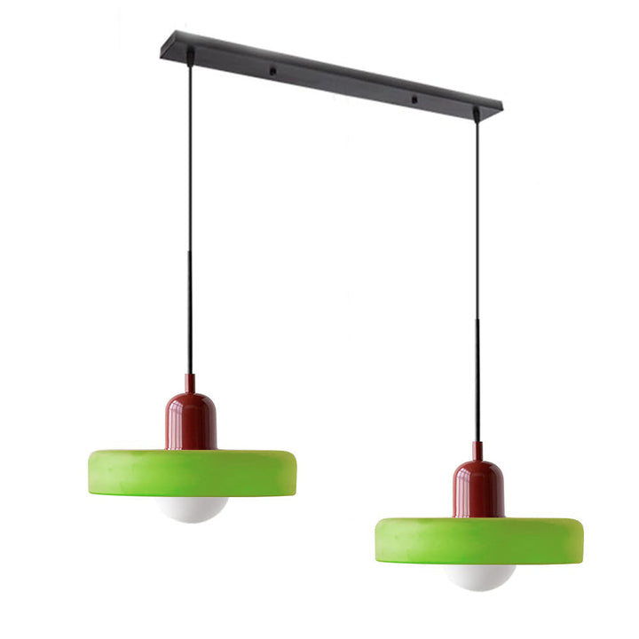 Funkcjonalna lampa sufitowa, dwuramienna, do nowoczesnych kuchni.