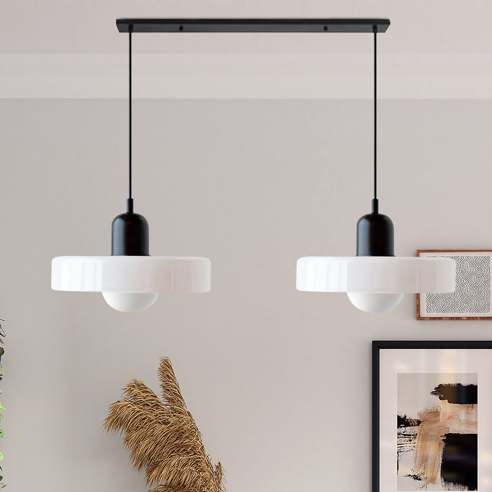 Lampa wisząca nowoczesna, z dwoma kloszami, dla każdego wnętrza.