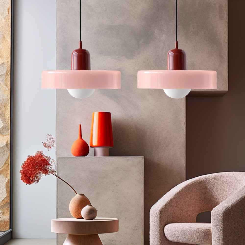Efektowna lampa dwuramienna, nowoczesna do jadalni.