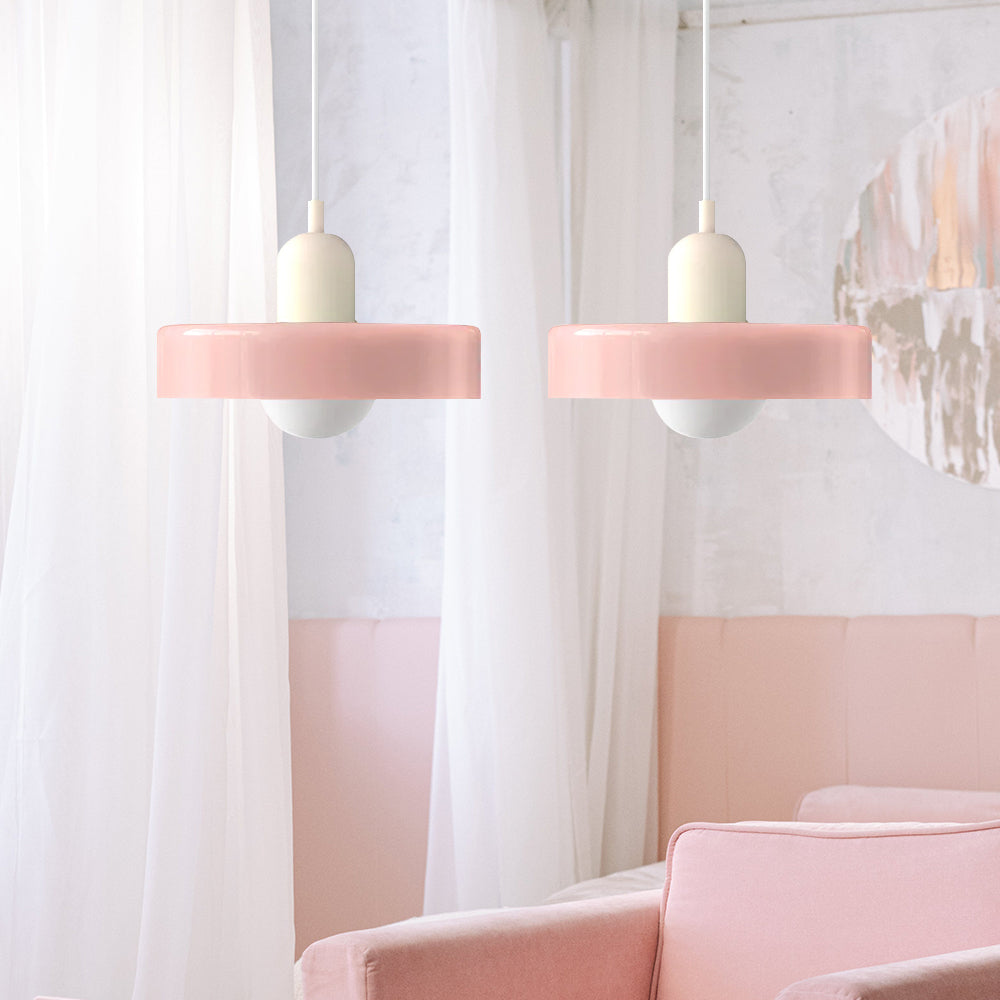 Stylowa lampa sufitowa, dwuramienna, do nowoczesnych przestrzeni.