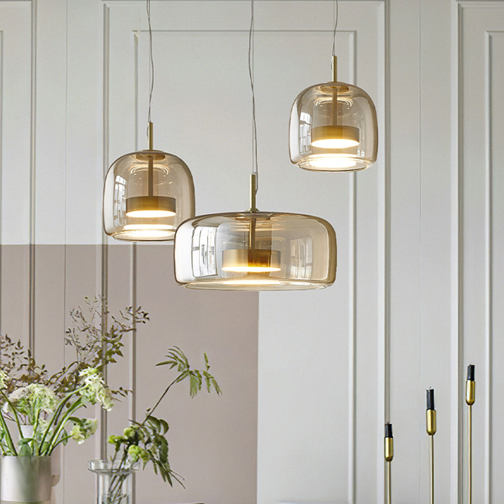 Lampa wisząca retro z bursztynowym szkłem, oświetlenie vintage do wnętrz. Designerska dekoracja sufitowa.
