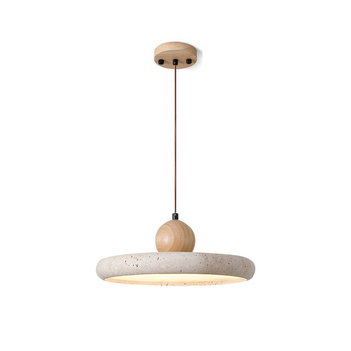 Lampa wisząca Siyane: trawertyn i drewno, eleganckie oświetlenie LED do salonu. Naturalne materiały.
