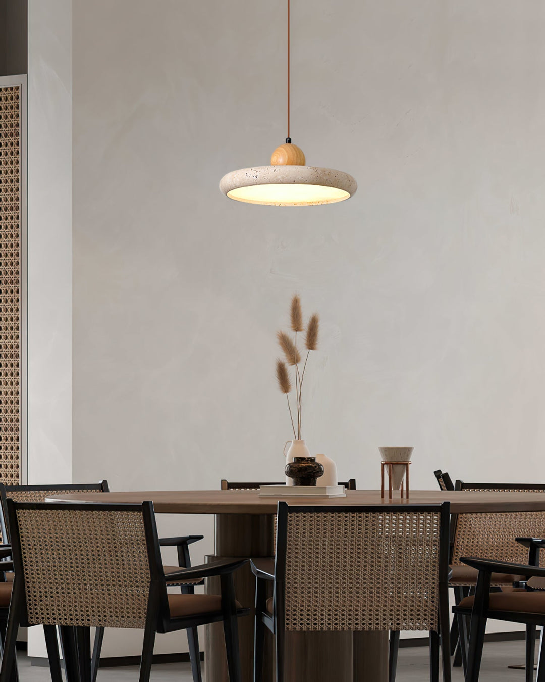 Elegancka lampa Siyane LED, połączenie drewna i trawertynu, idealna do salonu. Unikalne oświetlenie.