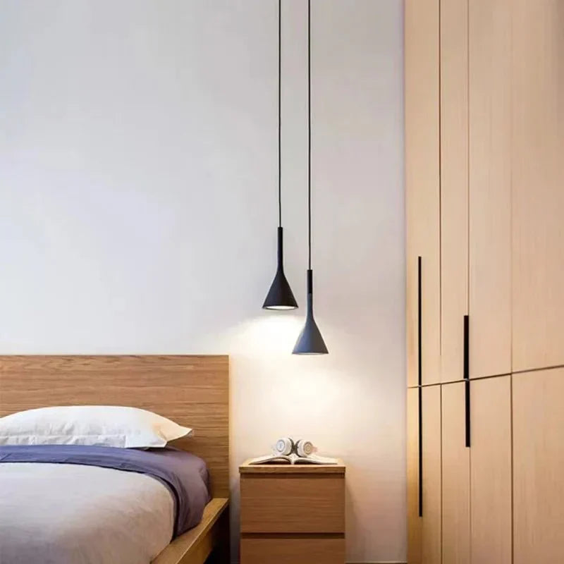 Regulowana lampa wisząca nordycka, idealna do salonu i kuchni. Minimalistyczne oświetlenie sufitowe.