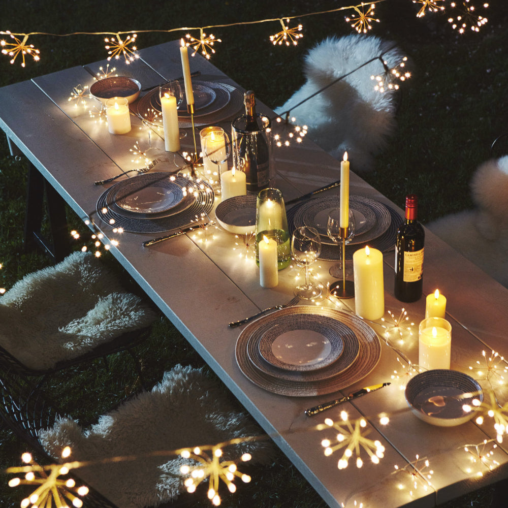 Girlanda świetlna klastrowa LED. Ciepła biel, oświetlenie dekoracyjne wnętrz, tworzące nastrój.