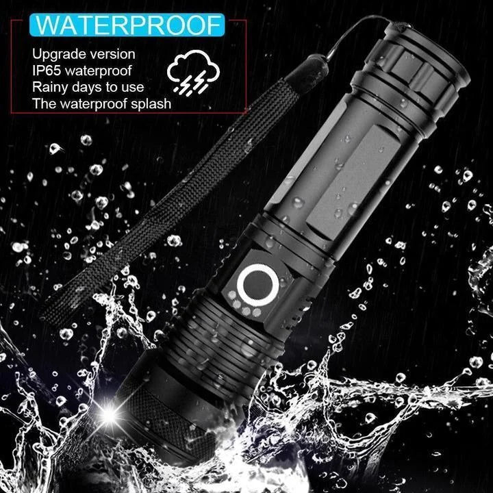 Mocna latarka LED XHP50.2 z zoomem, do polowania, wędkarstwa i aktywności outdoor. Wodoodporna, USB.