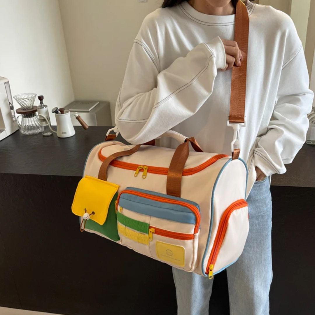 Lekka torba duffelowa FlexaBag unisex z kolorowymi blokami, idealna na sport, siłownię i podróże weekendowe.